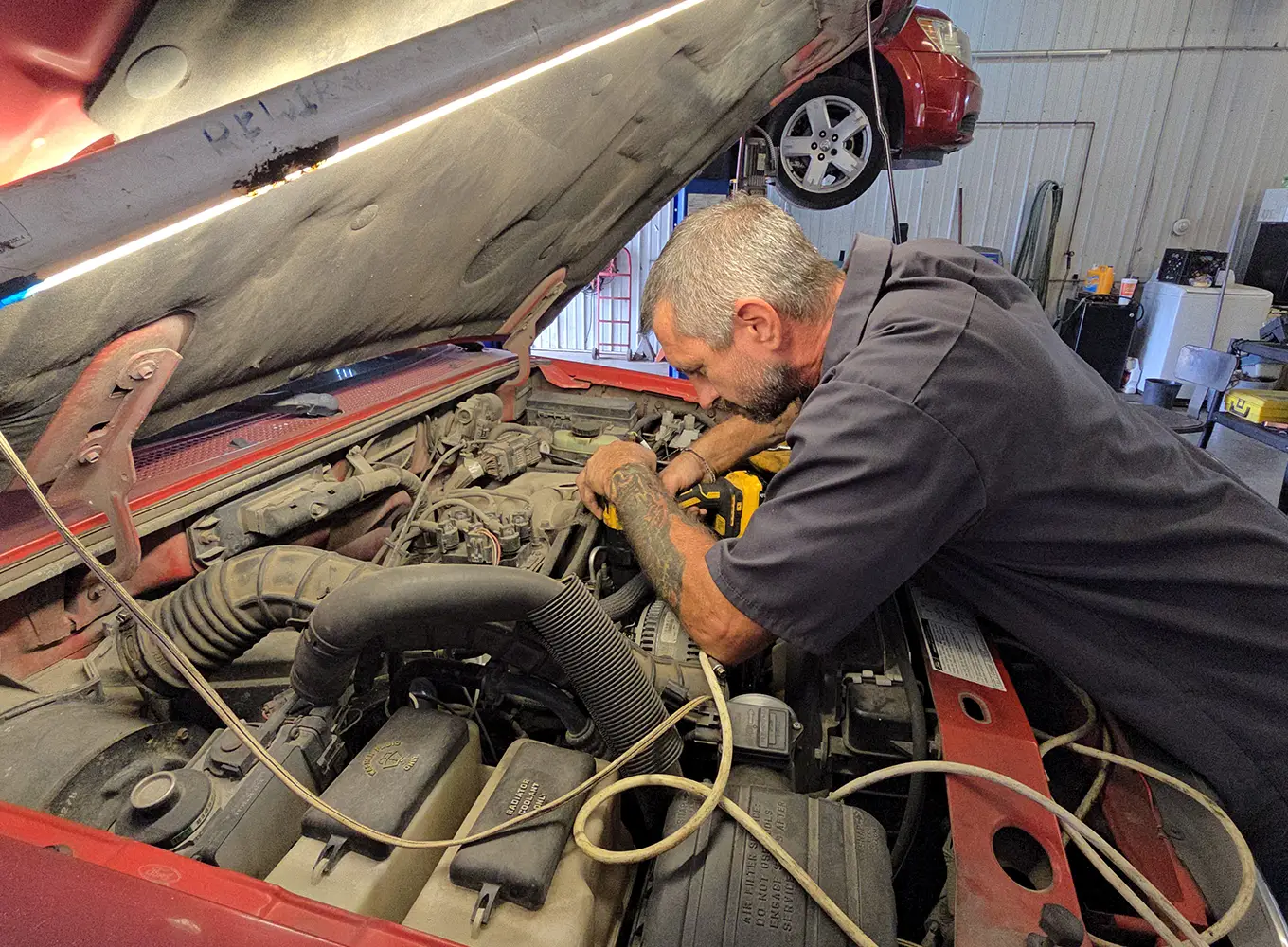 auto repair services in taylorville il